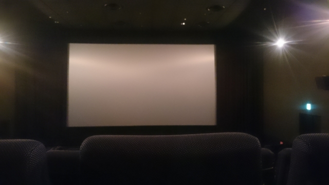 映画デート